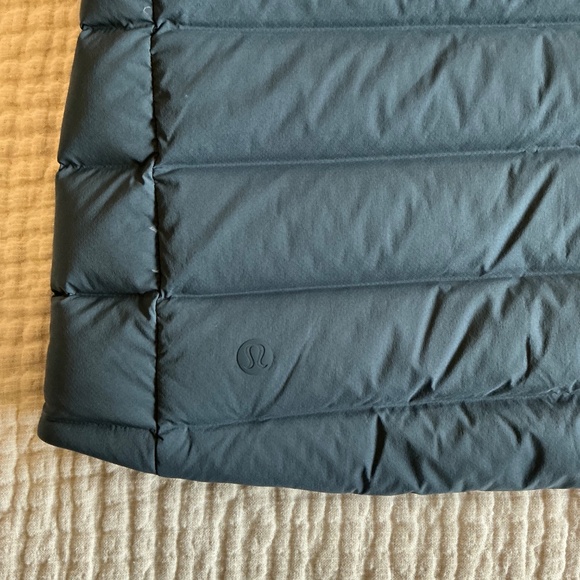 Lululemon Navigation Down Vest (Large, Iron Blue) - Picture 4 of 5